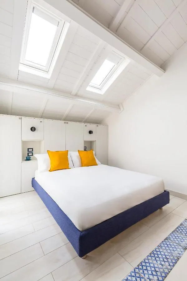Colonna Apartments By Wonderful Italy 나폴리