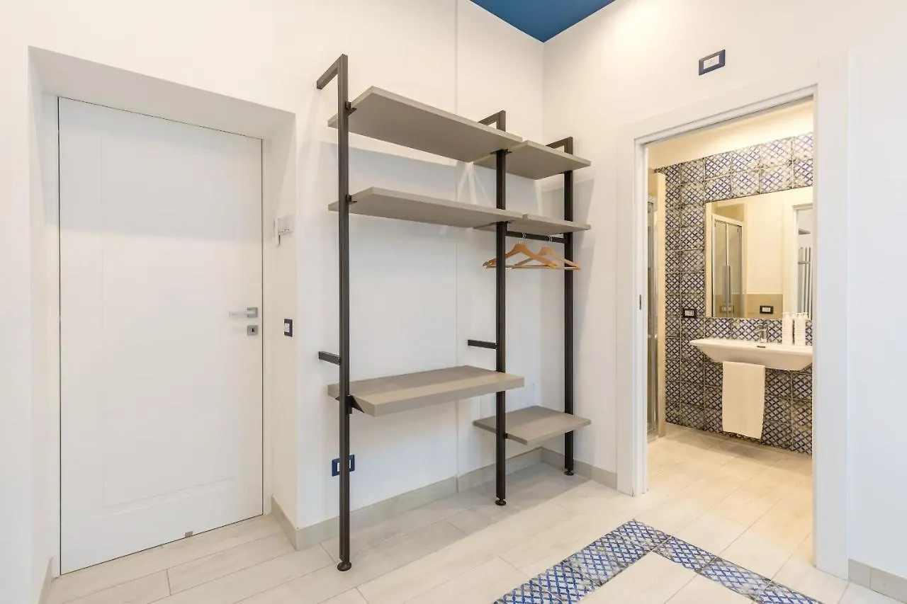 Colonna Apartments By Wonderful Italy 나폴리