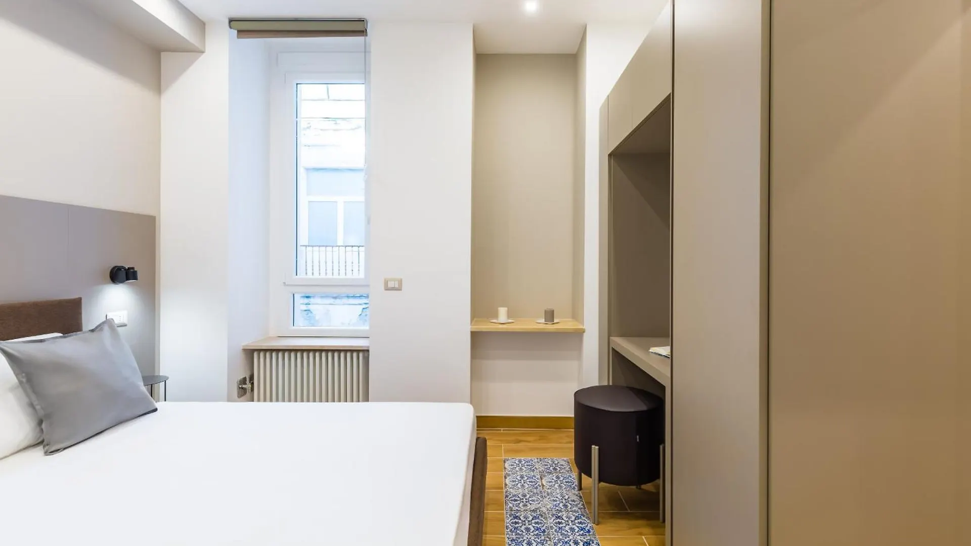 Colonna Apartments By Wonderful Italy 나폴리 이탈리아