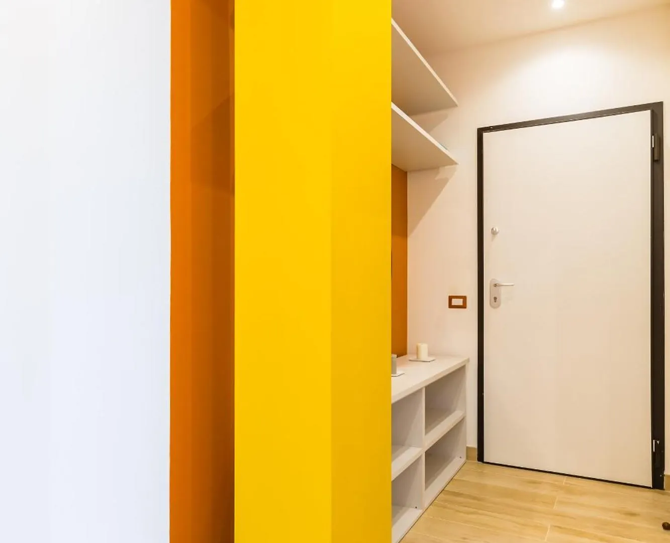 Colonna Apartments By Wonderful Italy 나폴리